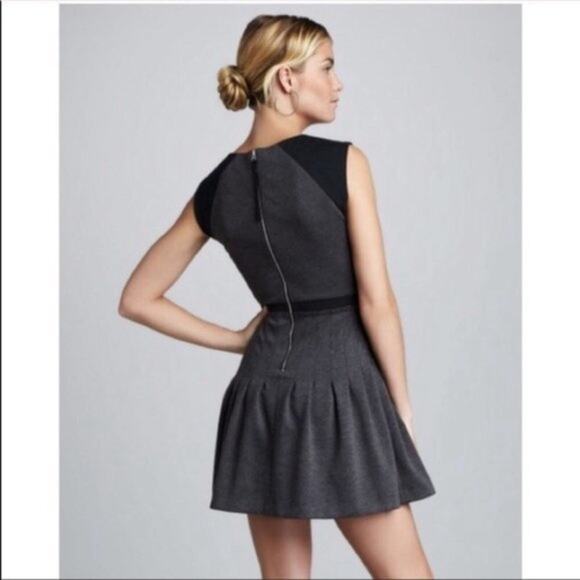 Rebecca Taylor Crew Neck Pleated Black Gray Ponte Mini Dress Size 0 - Picture 3 of 14